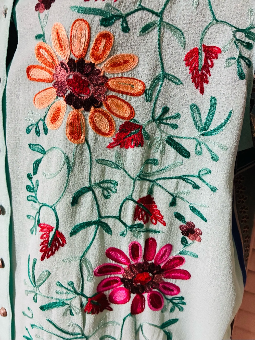 John Mark Teal Floral-Accent Button Top - Picture 4 of 9
